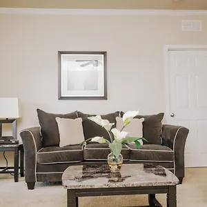 Perfect 2-bedroom Free Parking Apartment