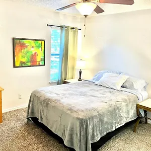 Daytona 2 Bed 10 Minutes To With Balcony Apartment Port Orange
