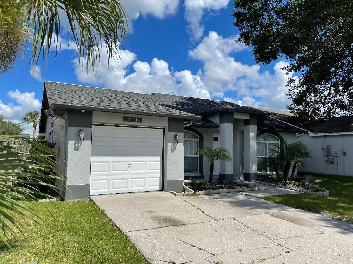 Cozy 3 Bedroom Home Close To Everything In Tampa! 0*, Tampa United States